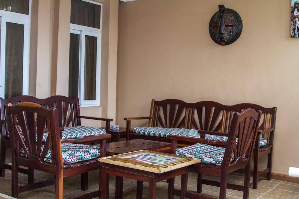 Alma House Hotel Accra Exteriér fotografie