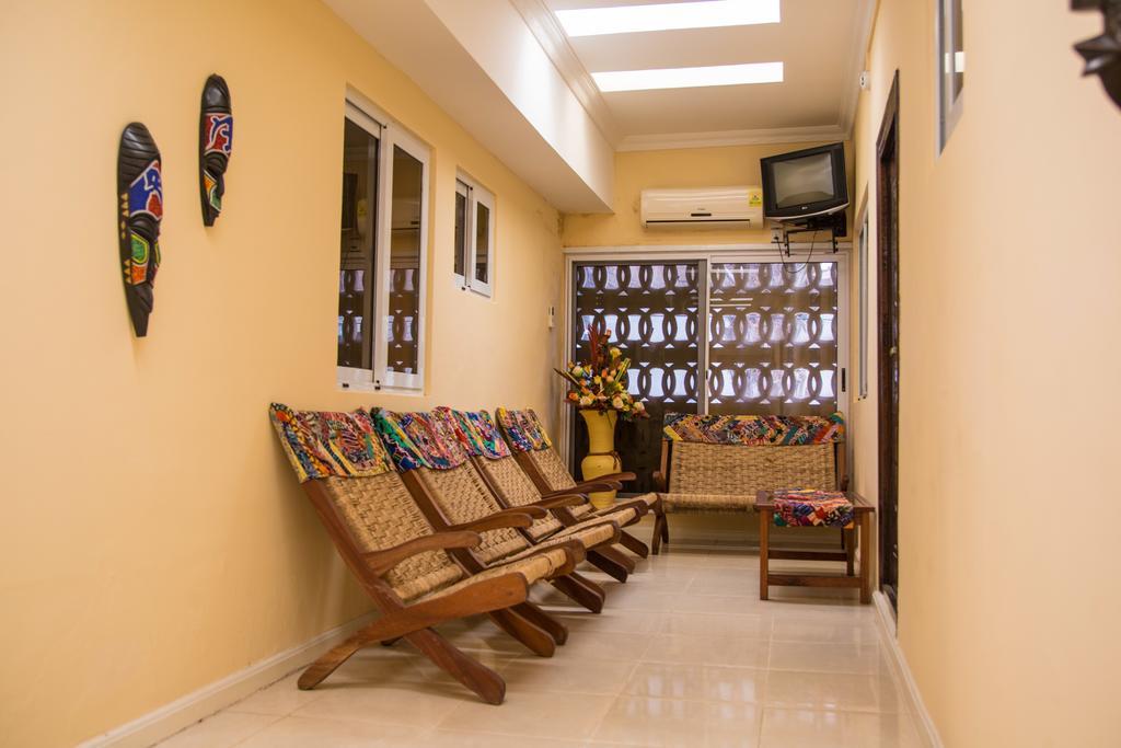 Alma House Hotel Accra Exteriér fotografie