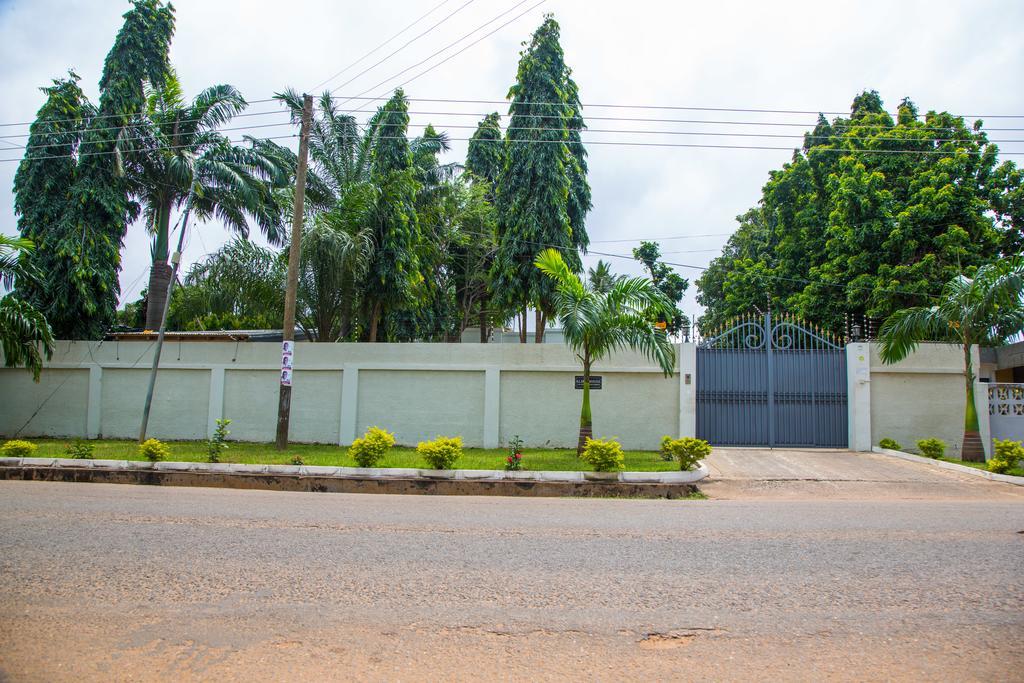 Alma House Hotel Accra Exteriér fotografie